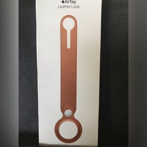 Apple Genuine Leather AirTag Loop NIB